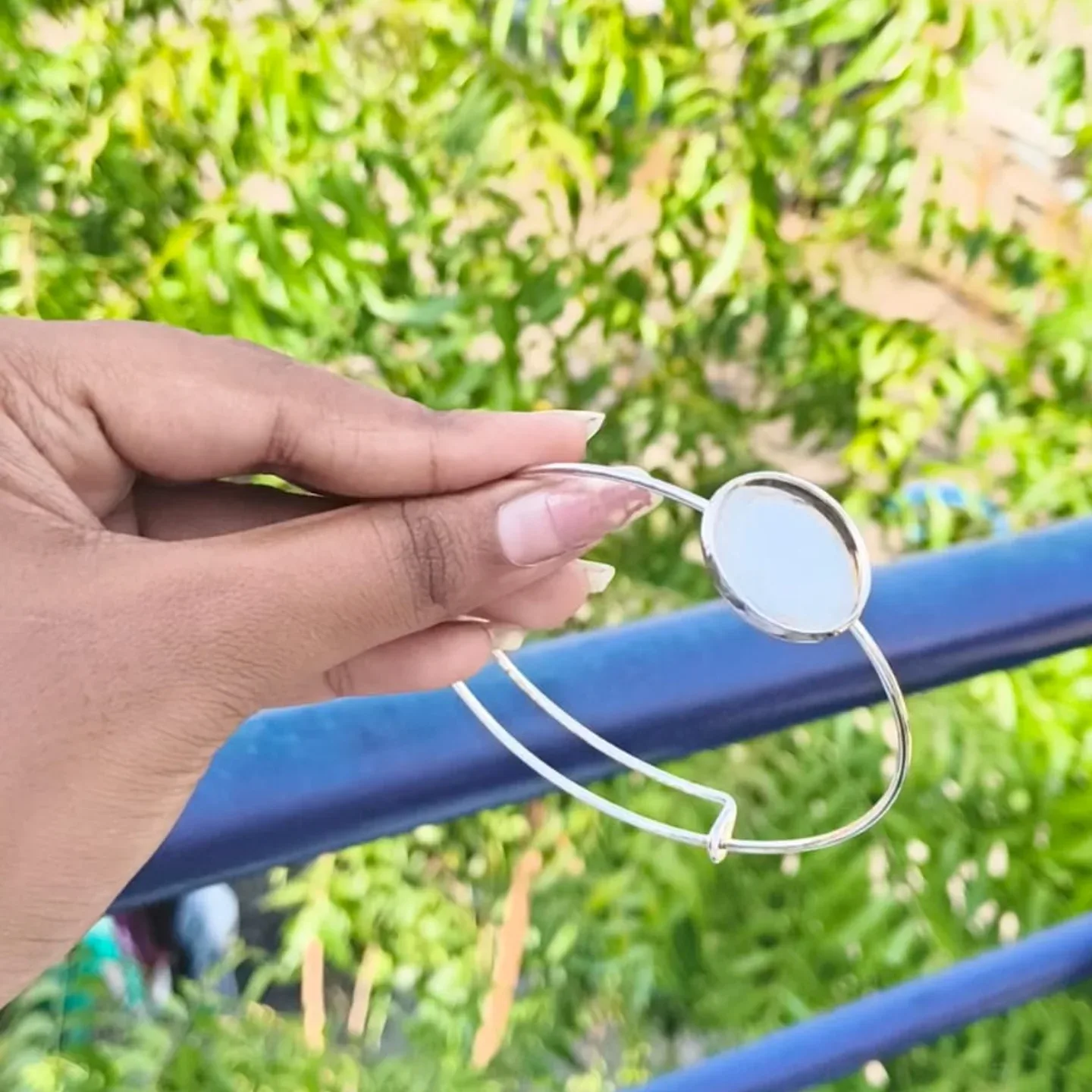 Silver bangle type bracelet